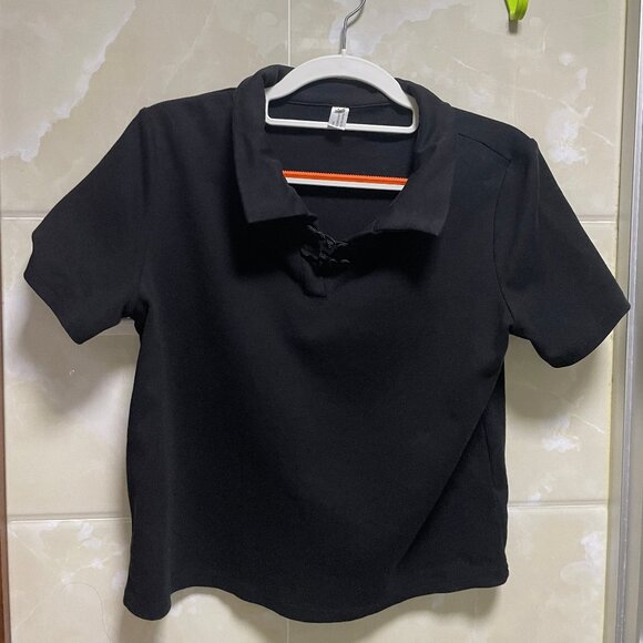 Black Short - Sleeve Polo Crop Top - Picture 1 of 2